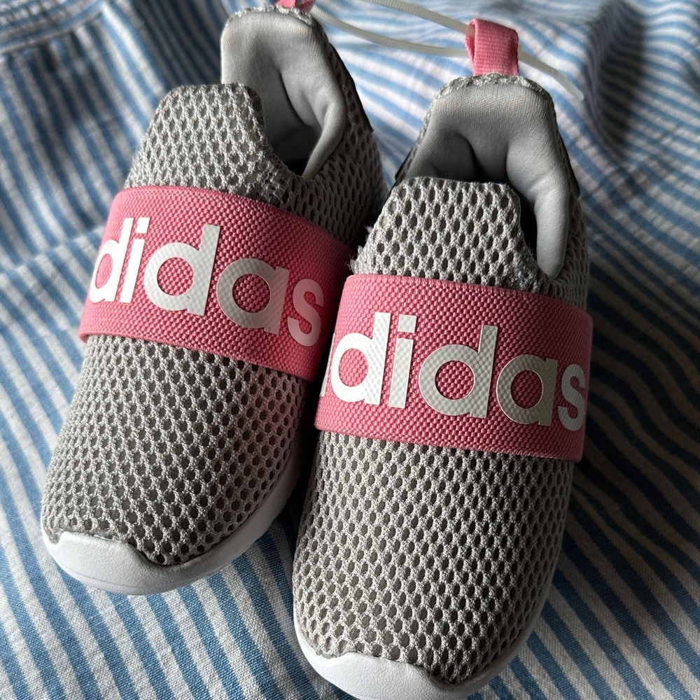 New Without‎ Tags Adidas Kids Sneakers in Gray Pink Slip On Lightweight Size 8K